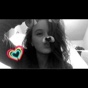 Meet your Posher, Camryn